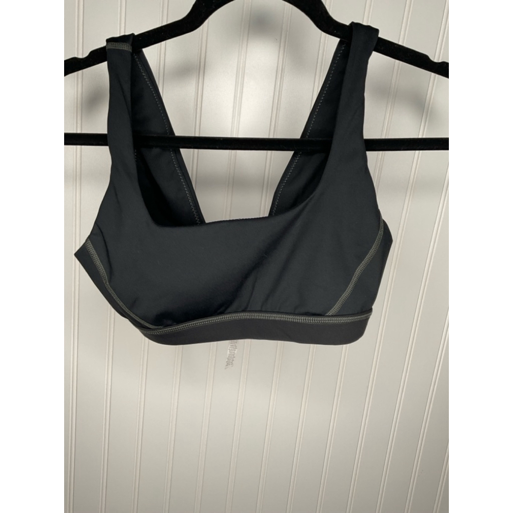 Women's Aerie Offline Sports Bra Size S Black with adjustable hooks